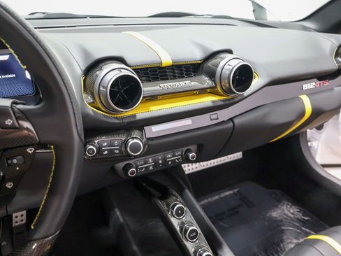 Used 2022 Ferrari 812 GTS RWD image 44