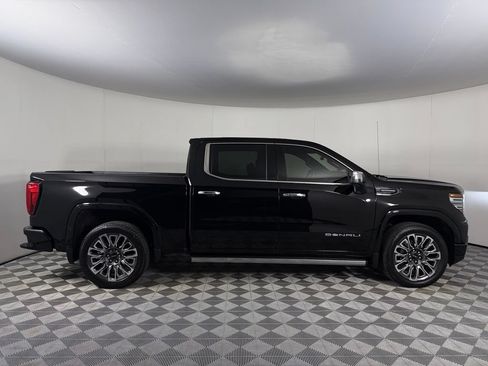Used 2025 GMC Sierra 1500 Denali Ultimate AWD/4WD image 5