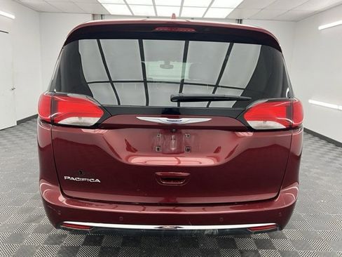Used 2020 Chrysler Pacifica Touring-L Plus image 23