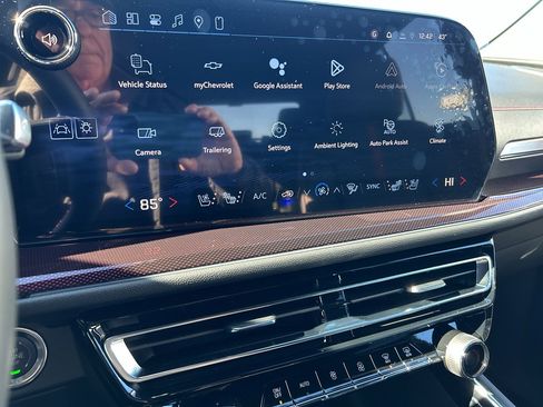 New 2026 Chevrolet Traverse RS image 17