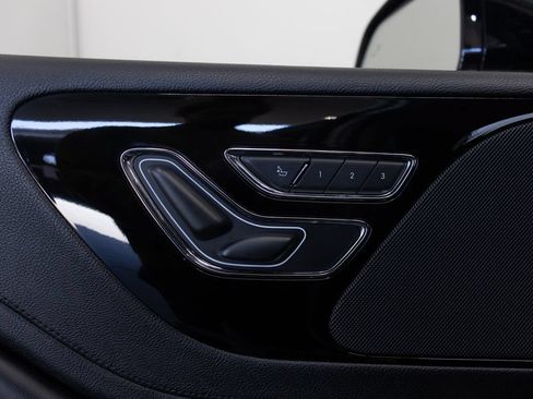 Used 2023 Lincoln Aviator AWD image 18