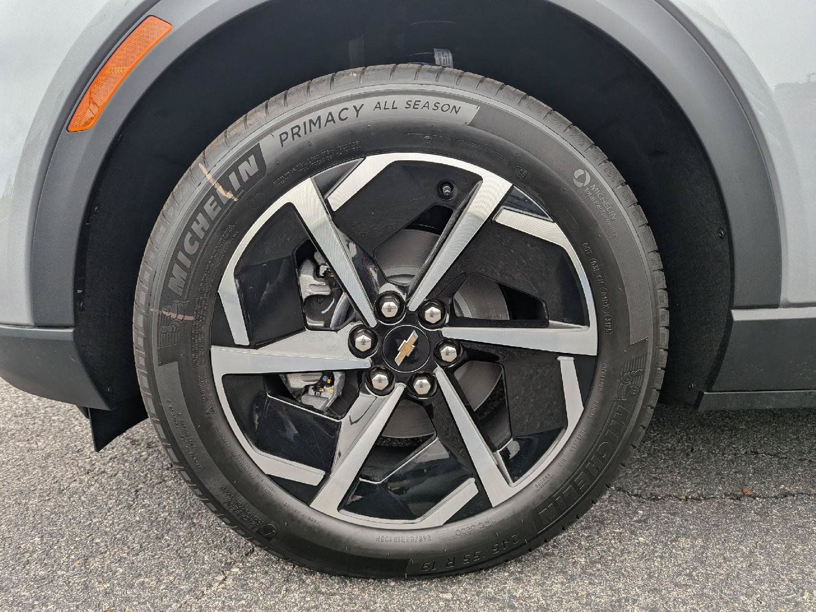 New 2026 Chevrolet Equinox EV LT FWD image 35