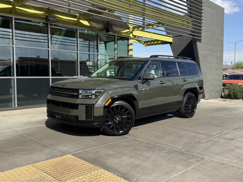 Used 2024 Hyundai Santa Fe Calligraphy FWD image 1