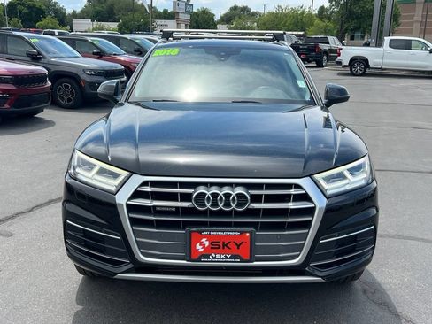 Used 2018 Audi Q5 2.0T Premium Plus w/ Premium Plus Package AWD/4WD image 4