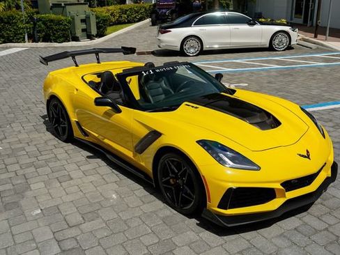 Used 2019 Chevrolet Corvette ZR1 RWD image 40