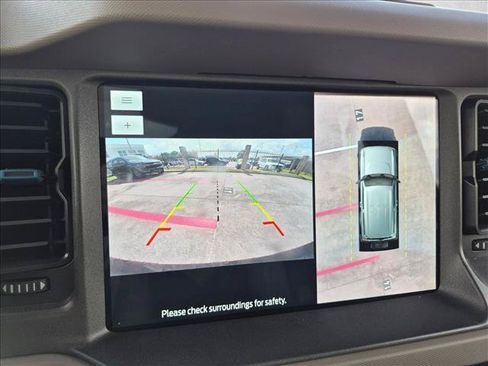 Used 2024 Ford Bronco Wildtrak AWD/4WD image 13