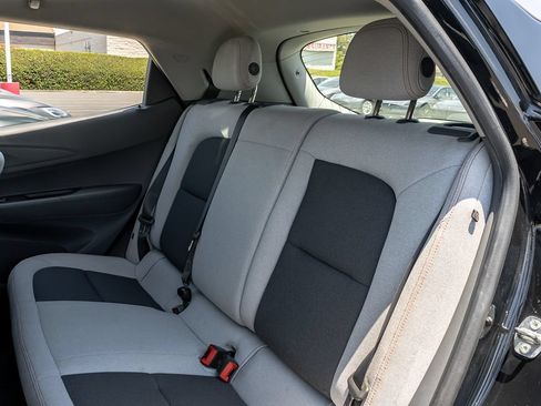 Used 2020 Chevrolet Bolt LT FWD image 10