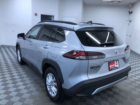Used 2026 Toyota Corolla Cross LE FWD image 13