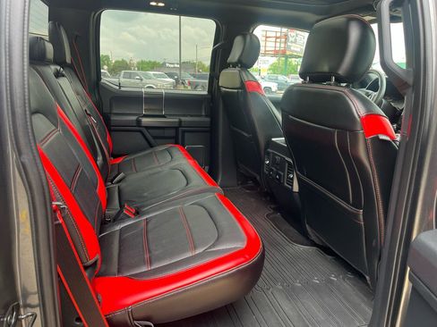 Used 2019 Ford F150 Lariat w/ Equipment Group 502A Luxury AWD/4WD image 10