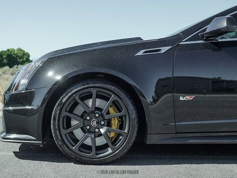 Used 2011 Cadillac CTS V RWD image 4