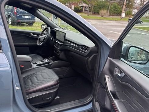 Used 2023 Ford Escape ST-Line Elite w/ Premium Technology Package image 19