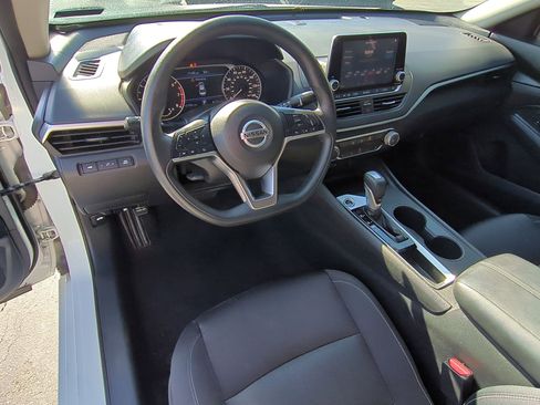 Used 2019 Nissan Altima 2.5 S image 16