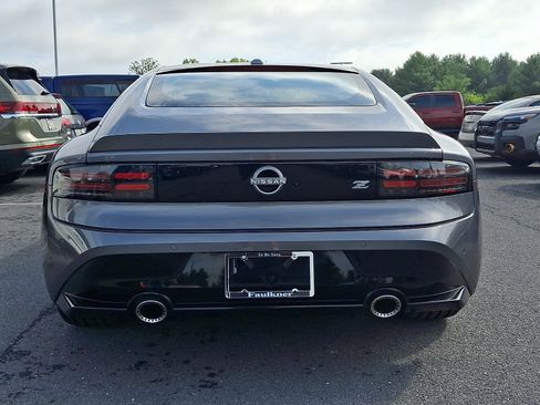 Certified 2024 Nissan Z Performance w/ Floor Mat Package RWD image 5