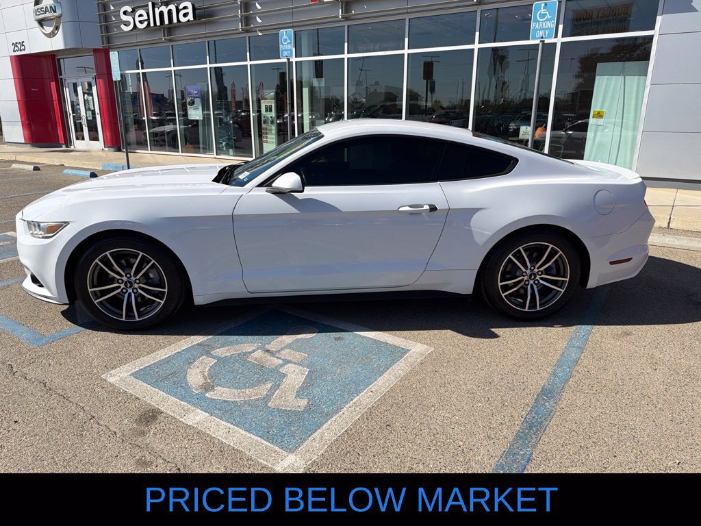 Used 2017 Ford Mustang Coupe RWD image 9