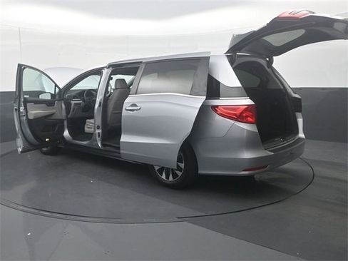 Certified 2024 Honda Odyssey EX-L image 38
