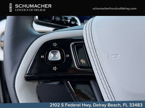 New 2026 Lincoln Aviator 2WD image 21