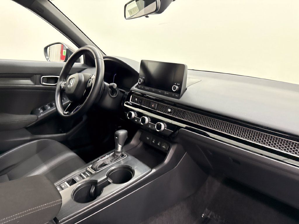 Used 2025 Honda Civic Sport image 24