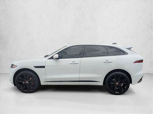 Used 2023 Jaguar F-PACE R-Dynamic S AWD/4WD image 8