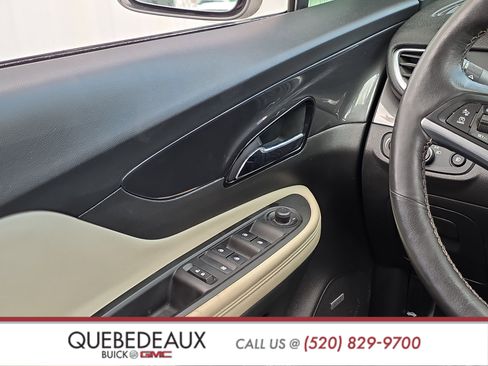 Used 2017 Buick Encore Premium AWD/4WD image 24