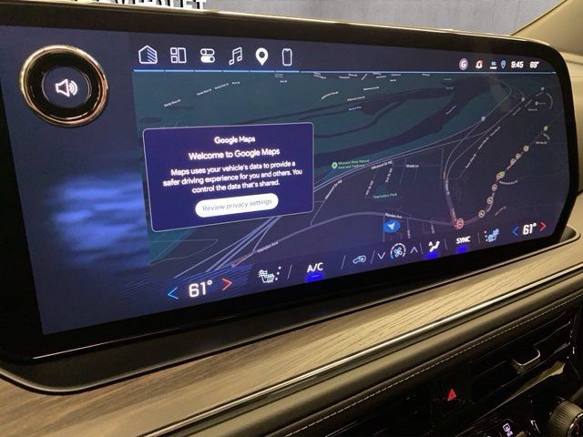 New 2026 Chevrolet Suburban Z71 w/ Z71 Off-Road Package AWD/4WD image 5