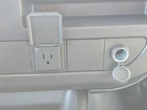 New 2025 GMC Savana 2500 w/ Chrome Appearance Package RWD image 32