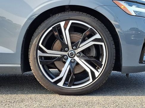 Used 2023 Volvo S60 B5 Core w/ Climate Package FWD image 8