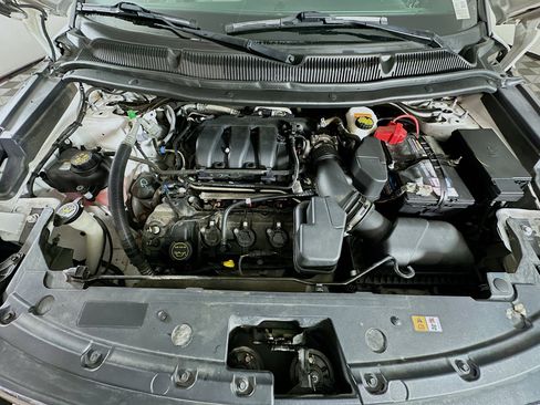 Used 2018 Ford Explorer FWD image 32