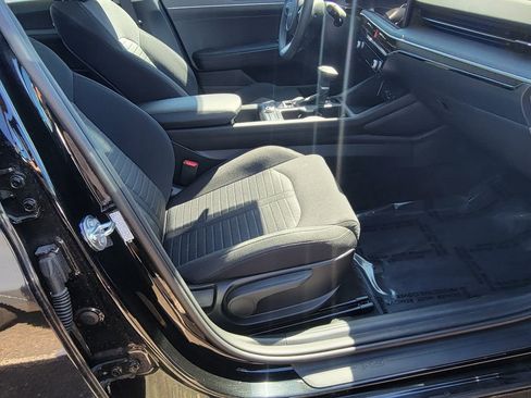 Used 2025 Kia K5 LXS image 10