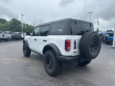 New 2026 Ford Bronco Big Bend w/ Black Diamond Package AWD/4WD image 5