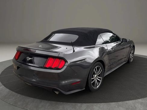 Used 2017 Ford Mustang Premium RWD image 5