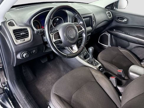 Used 2021 Jeep Compass Sport AWD/4WD image 9