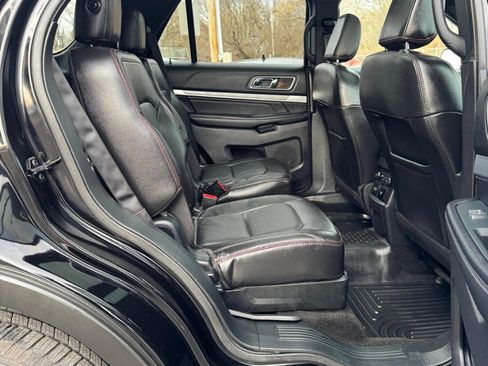Used 2018 Ford Explorer Sport w/ Equipment Group 401A image 21