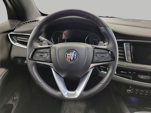 Used 2022 Buick Enclave Avenir w/ Avenir Technology Package AWD/4WD image 6