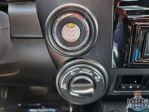 Used 2022 Nissan Titan PRO-4X w/ Pro-4x Convenience Package image 37