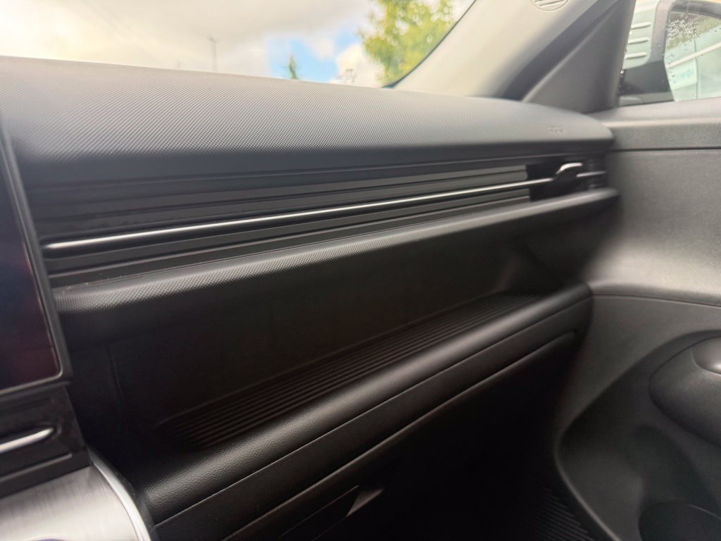 Certified 2024 Hyundai Kona SEL FWD image 28