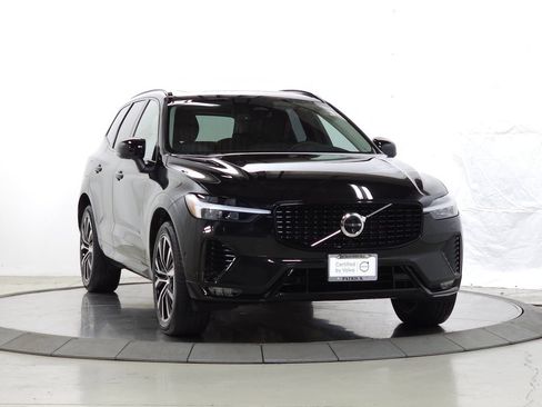 Certified 2025 Volvo XC60 B5 Plus AWD/4WD image 1