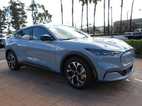 New 2026 Ford Mustang Mach-E Select w/ Technology Package RWD image 6