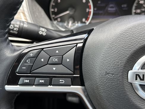 Used 2019 Nissan Altima 2.5 Platinum FWD image 21