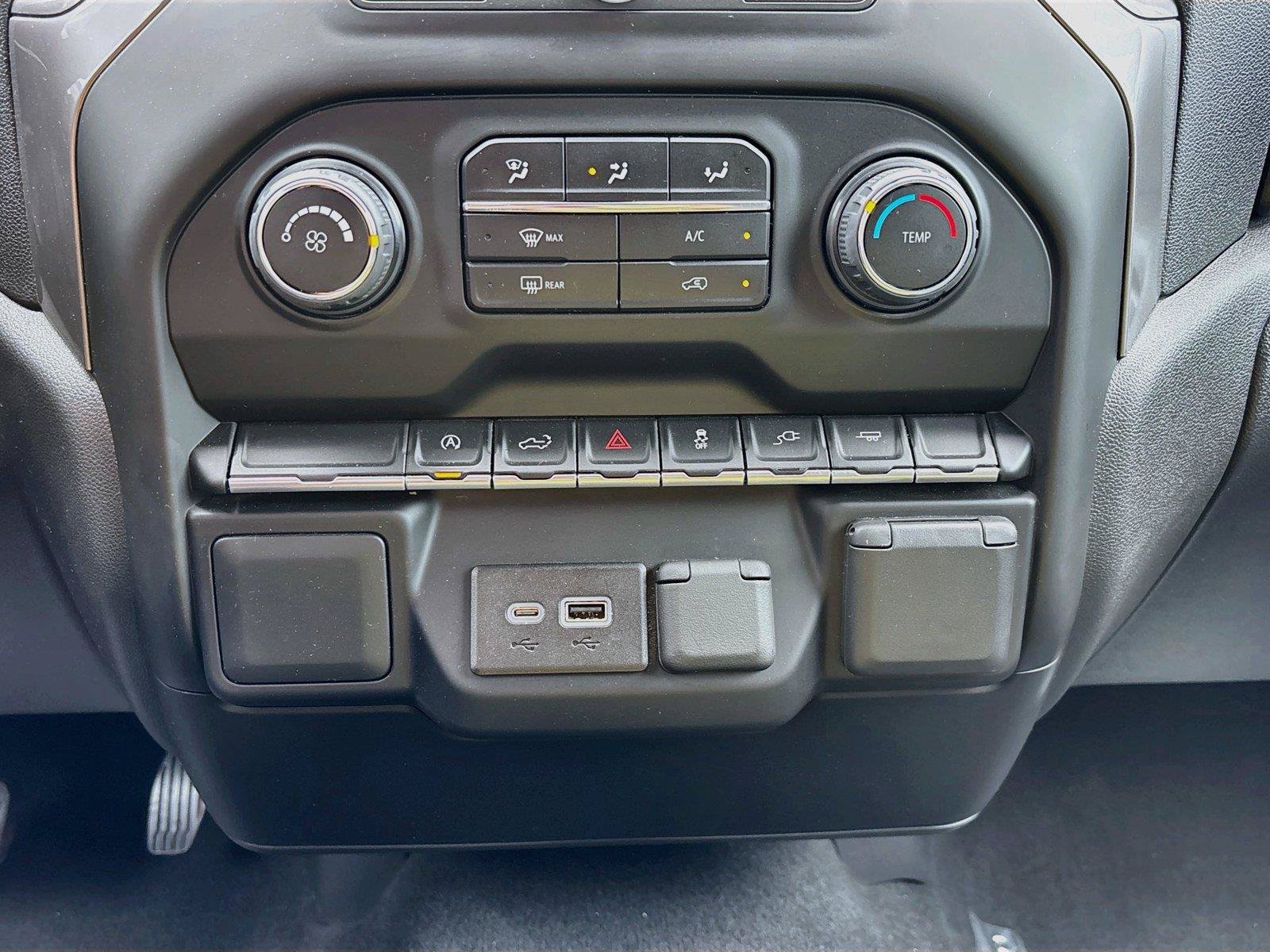 Used 2022 Chevrolet Silverado 1500 Custom RWD image 13