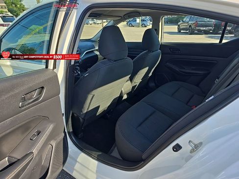 Used 2025 Nissan Altima 2.5 SV FWD image 22