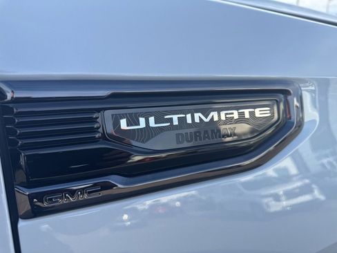 New 2026 GMC Sierra 1500 Denali Ultimate w/ LPO, Black Badging Package image 45