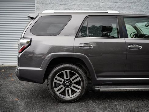 Used 2016 Toyota 4Runner Limited image 16