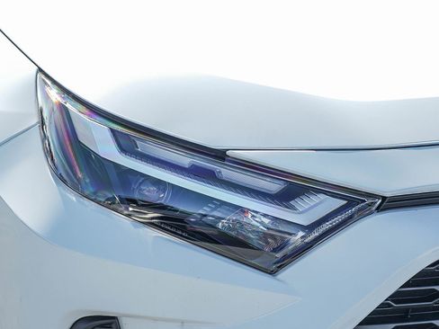 New 2025 Toyota RAV4 XLE image 9