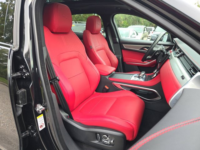 Used 2026 Jaguar F-PACE R-Dynamic S AWD/4WD image 12