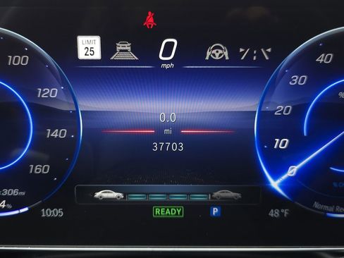 Used 2023 Mercedes-Benz EQS 450+ 4MATIC Sedan image 36