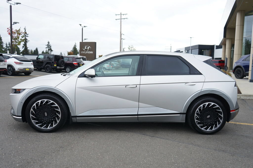 Certified 2024 Hyundai Ioniq 5 Limited AWD/4WD image 8