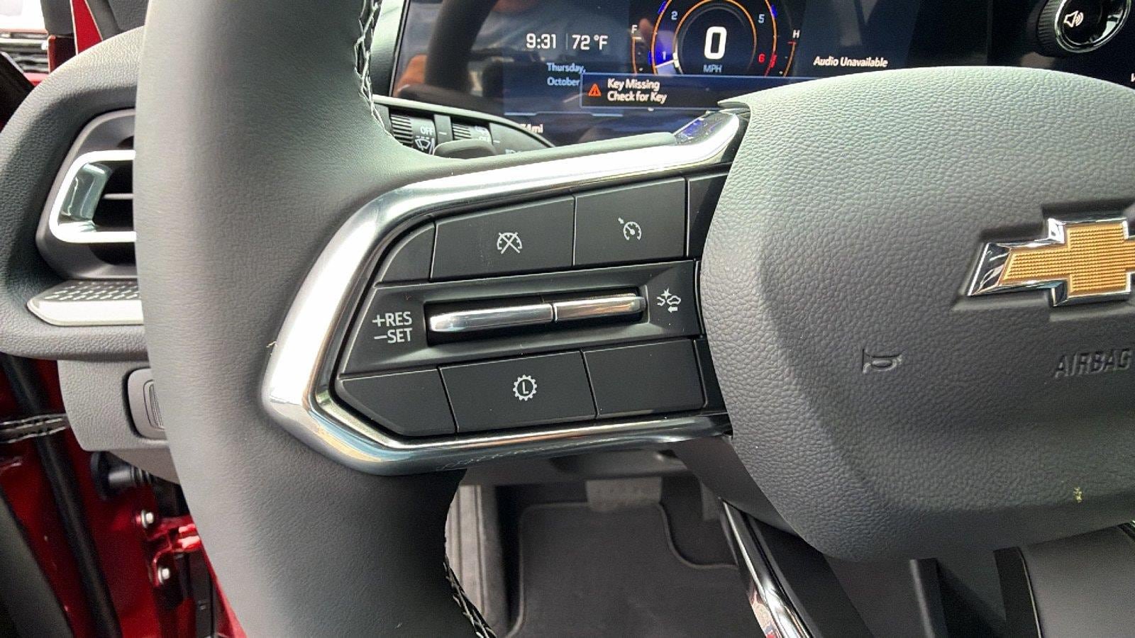 New 2027 Chevrolet Traverse LT FWD image 23