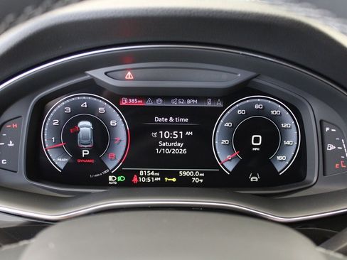 Used 2025 Audi Q8 Premium Plus image 23