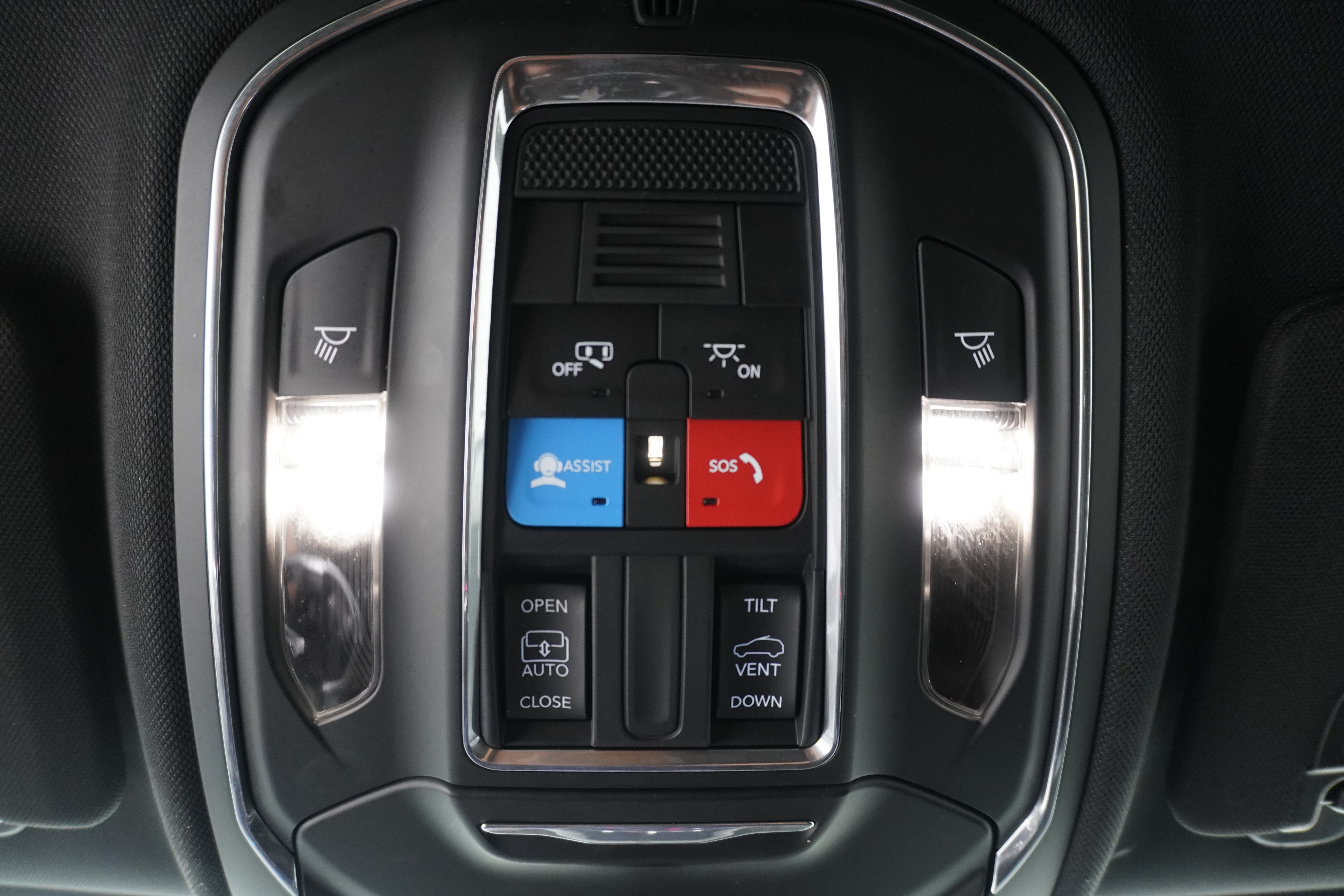 Used 2025 Jeep Grand Cherokee L Laredo w/ Trailer Tow Package RWD image 25