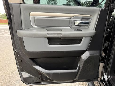 Used 2015 RAM 2500 Big Horn AWD/4WD image 26
